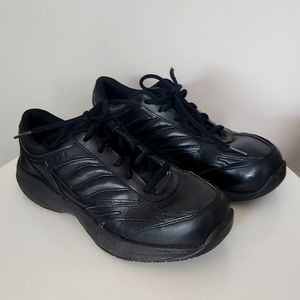 TredSafe Black Bailey Slip resistant working shoes women's size 9